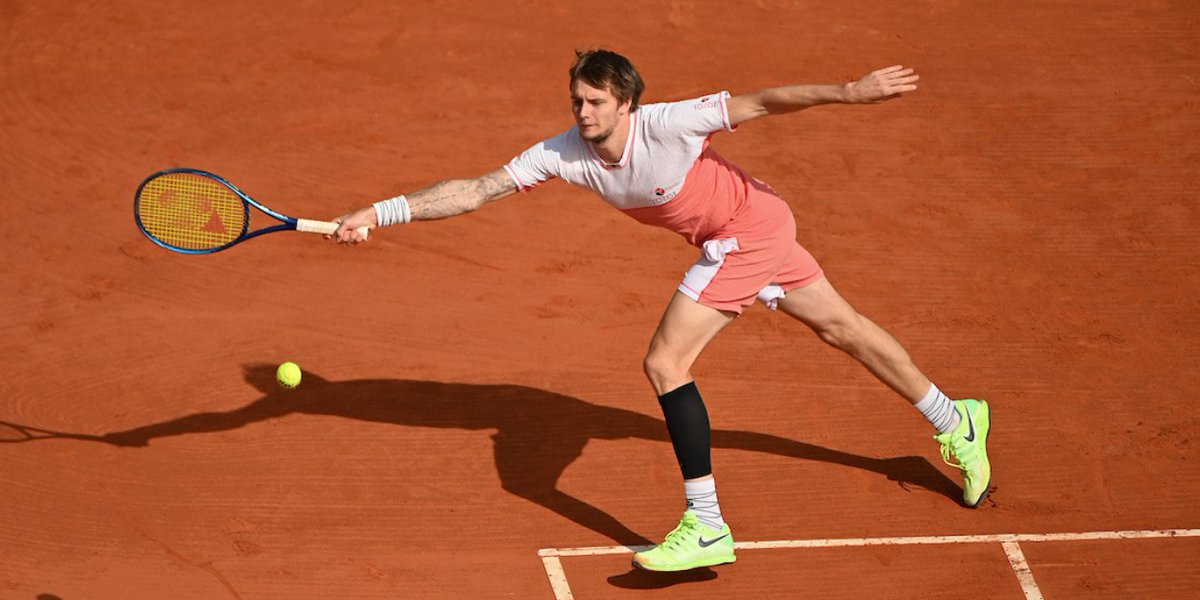 Would be nice to see this man winning a clay title, and I'm crazy about seeing this happening in Madrid Would be ironic!