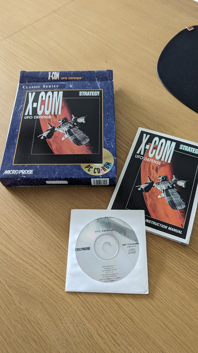 out4space's tweet photo. Finally got a hard copy of this classic from eBay #xcom #xcomufodefense #xcomenemyunknown #openxcom #classicgames #dosgames https://t.co/TnBzO18XuH