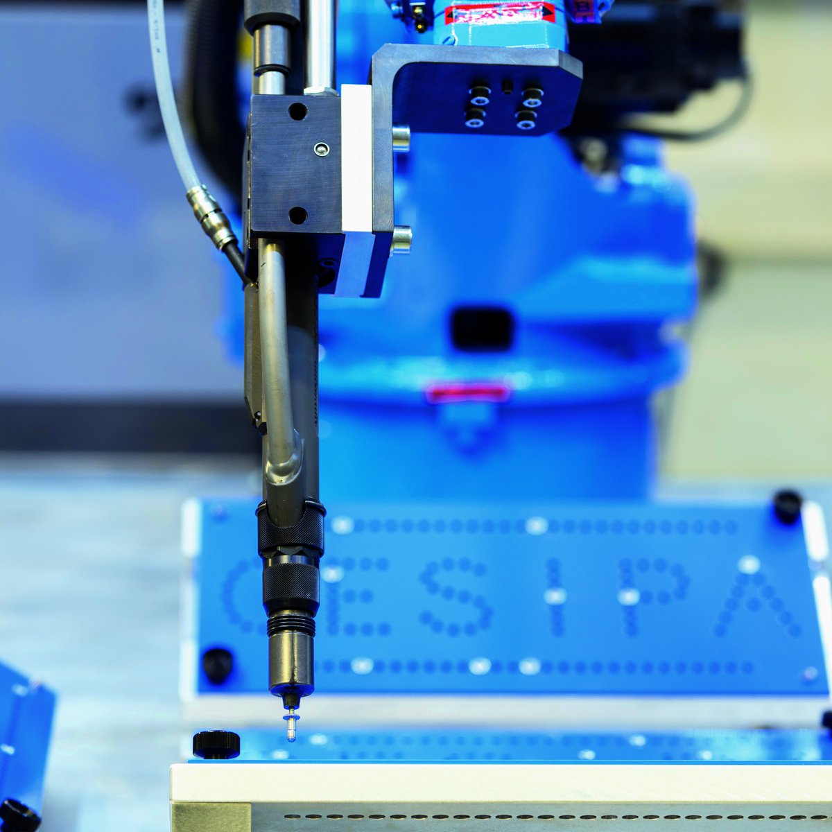 Riveting, but the right way - and above all: with which drive? Battery, manual, pneumatic or automatic? 

Find out more about each - gesipa.co.uk

#GESIPA #riveting #rivettools #rivetgun