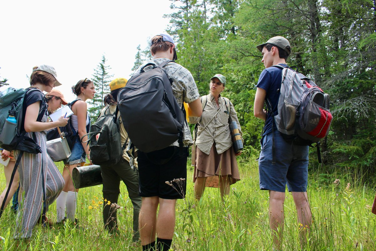 Join the 2024 field season at the University of Michigan Biological Station in northern Michigan! Application deadline for courses and scholarships in the 4-week spring term is April 30. Deadline for summer term is May 30. Open to all college students. myumi.ch/wyqM9