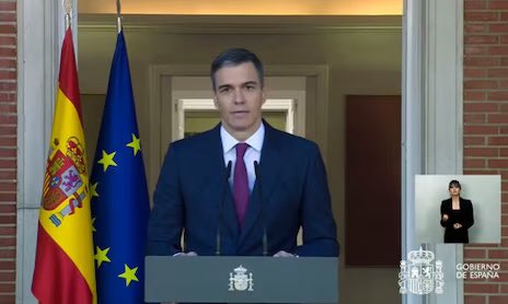 Consultan a Pedro Sánchez si cree que Zara abrirá dos tiendas más en Venezuela y anuncia que se ausentará hasta el viernes para pensarlo.