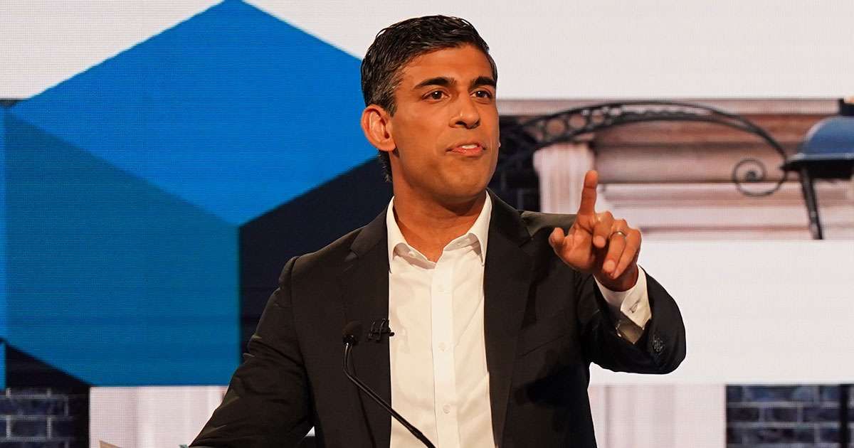 NEWS! Rishi Sunak warns of 'dangerous precedent' if leaders have to resign simply because they can no longer govern effectively buff.ly/3wbAuRE