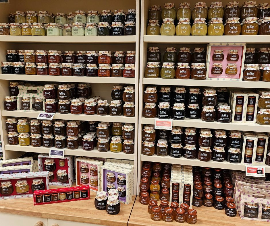 This week, we would like to shine a light on our selection of Mrs Bridges, traditional preserves, marmalades, curds and chutneys.
Mrs Bridges is a name that has become synonymous with quality, luxury and indulgence.
What will you try? 
#BaytreeFoodhall #MrsBridges