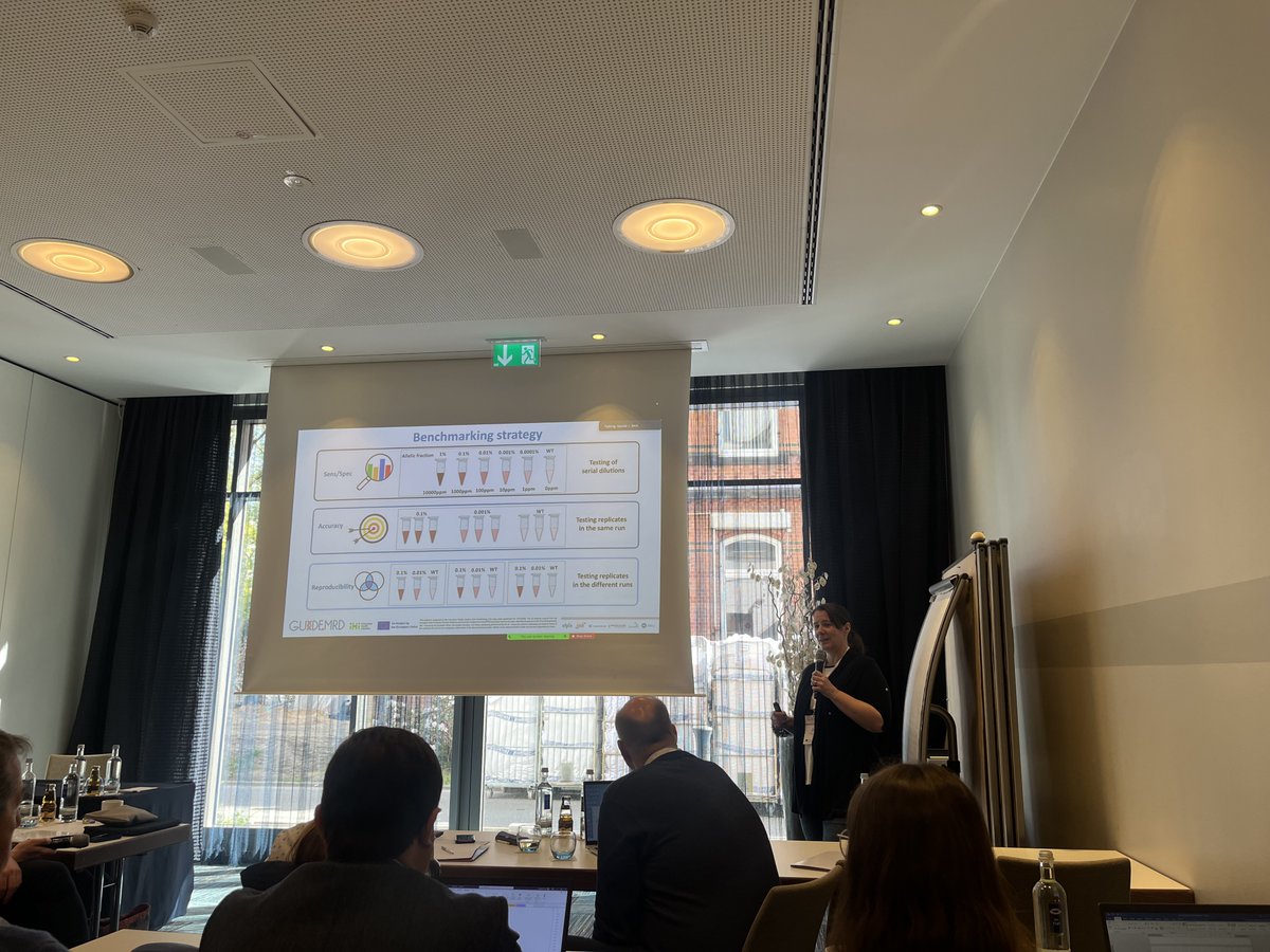 @EllenHeitzer presenting during our GU🧬DE🩸MRD meeting @UKEHamburg a very nice, very structured analysis of the #liquidbiopsy methods available and a strategy how to evaluate them in #pancreaticcancer