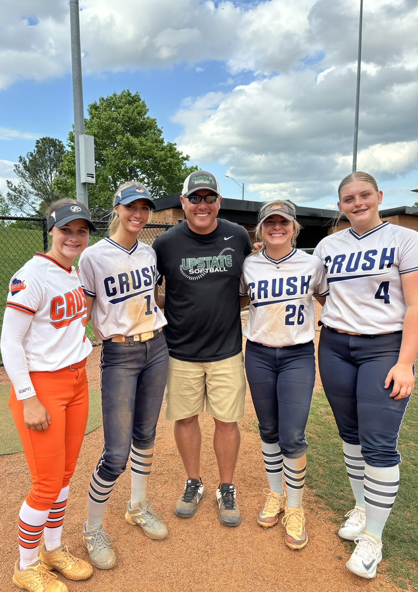 I had the BEST day with @korbynlydia26 @ParrisSayde @PeytonHendrix33 at @UpstateSoftball!  Best camp by far!  @Coach_TMeds @HawkinsChawkins and @PACKUPSTATE know how to host.  Thanks for the invite.  I can’t wait to be back!  #SpartanArmy ⚔️ @crushcorn07