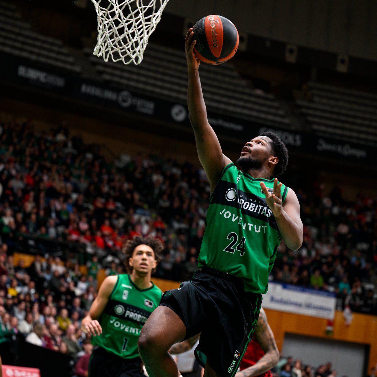 Penya1930's tweet photo. 🐯 Andrés Feliz @andresitof10 @verdadero_andre #MVPMovistar 

🔁 Cada RT = 1 vot

#BadalonaÉsFutur https://t.co/DsIQ52YJwh