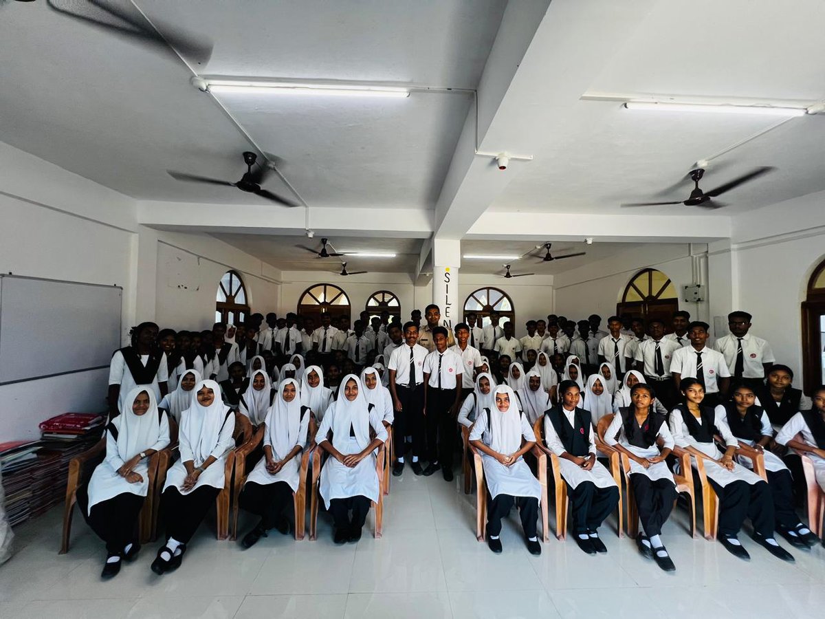 'Empowering 100 students of Class 12th at MES School, Azad Nagar with vital knowledge! 🌟 Insp. Rizwan Hassan & SI Samiran Mridha led a session on Cyber Crime prevention & Drug Abuse awareness supported by Principal Ms. Shabnam Bibi. Educating for a safer, healthier future!