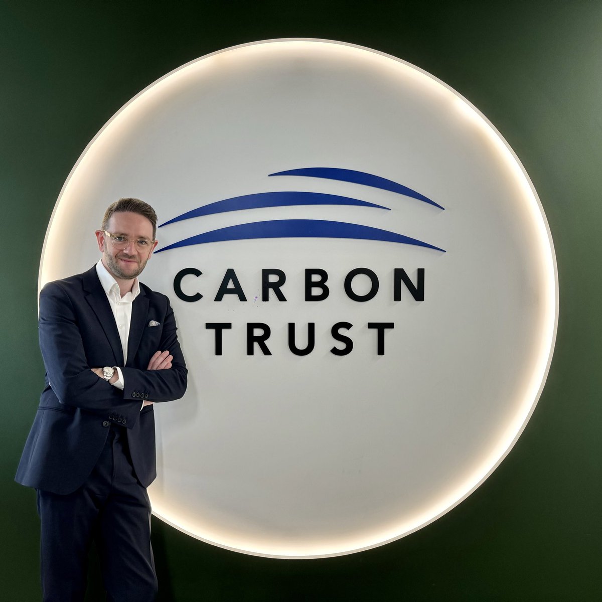 New organisation. New twitter handle. Same me. 👋 @thecarbontrust