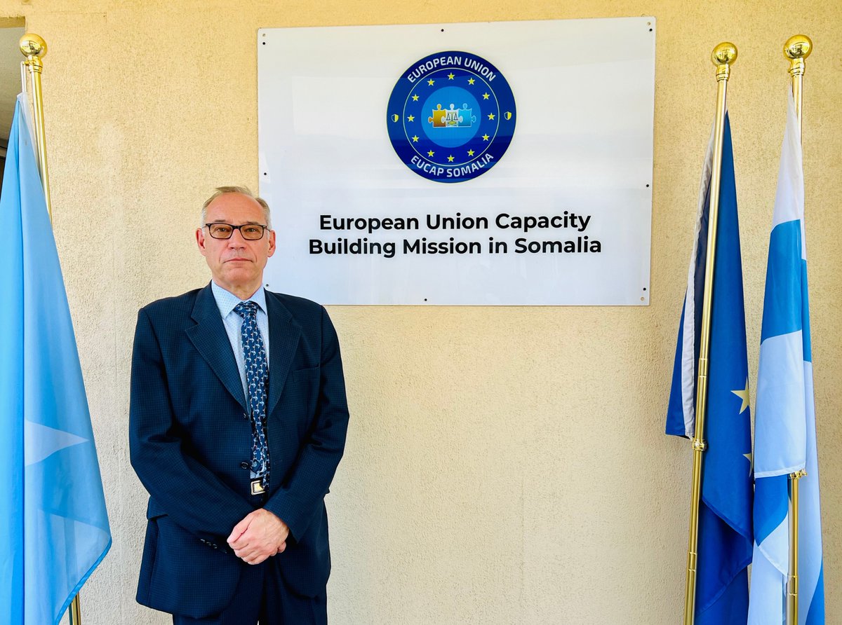 🌐Out now: EUCAP Somalia’s April Newsletter 🔎 In focus: ✅Head of Mission’s farewell message ✅Forging the path to legal transformation ✅Serving as a woman in EUCAP Somalia ✅Empowering Equality ✅Ramadan in Somalia Read: bit.ly/4bf7Xtf