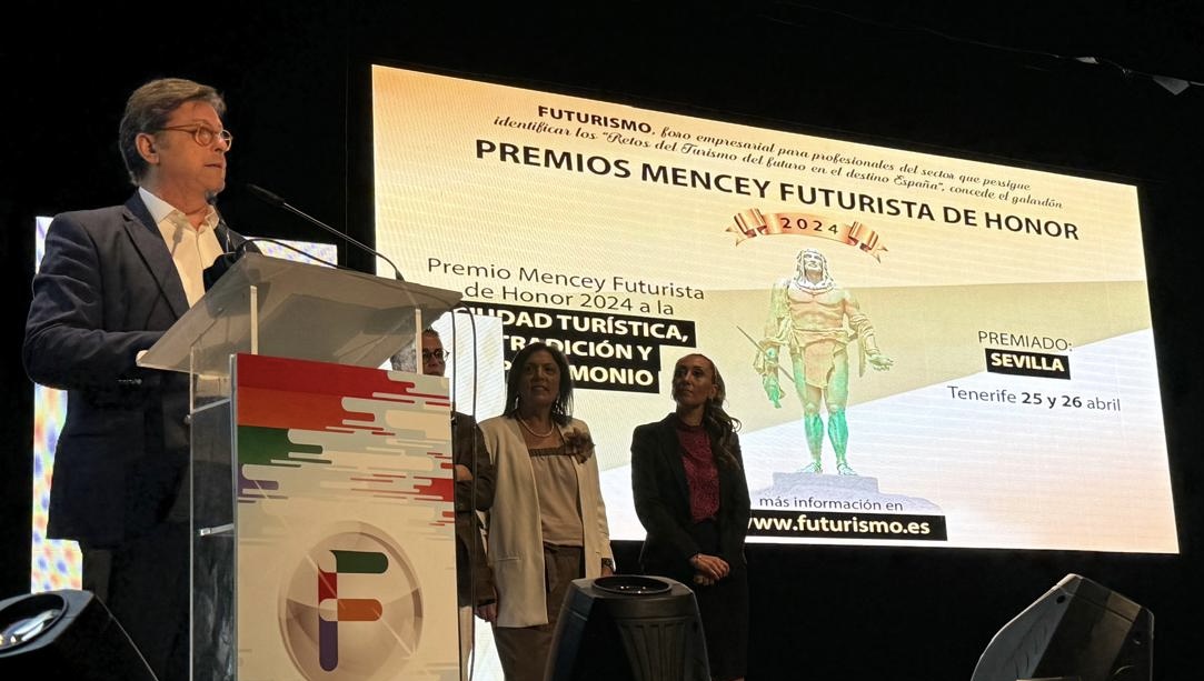 #Sevilla recibe el premio Mencey Futurista de Honor 2024 en la categoría «Premio Ciudad Turística, Tradición y Patrimonio». Agradecemos a @Fu_Turismo este premio que recogemos con gran orgullo y cariño. Seguimos trabajando para conseguir un turismo de calidad para Sevilla. ❤️🌉