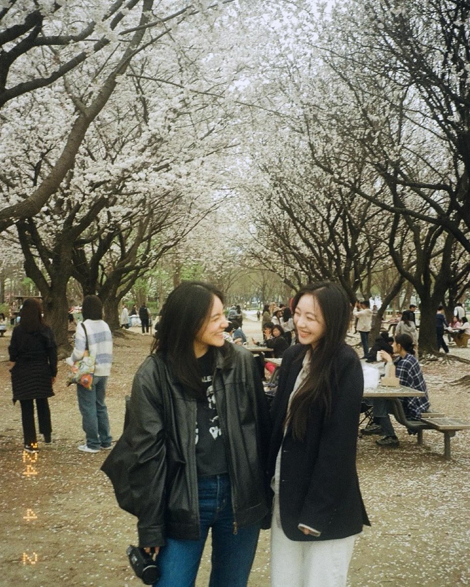 star Lami & Herin dari (SMROOKIES) 2015 - 2024... OH MY GODDDD time flies so fast, awet selalu pertemanan kalian 🥹🫶🏻🥹🫶🏻🥹