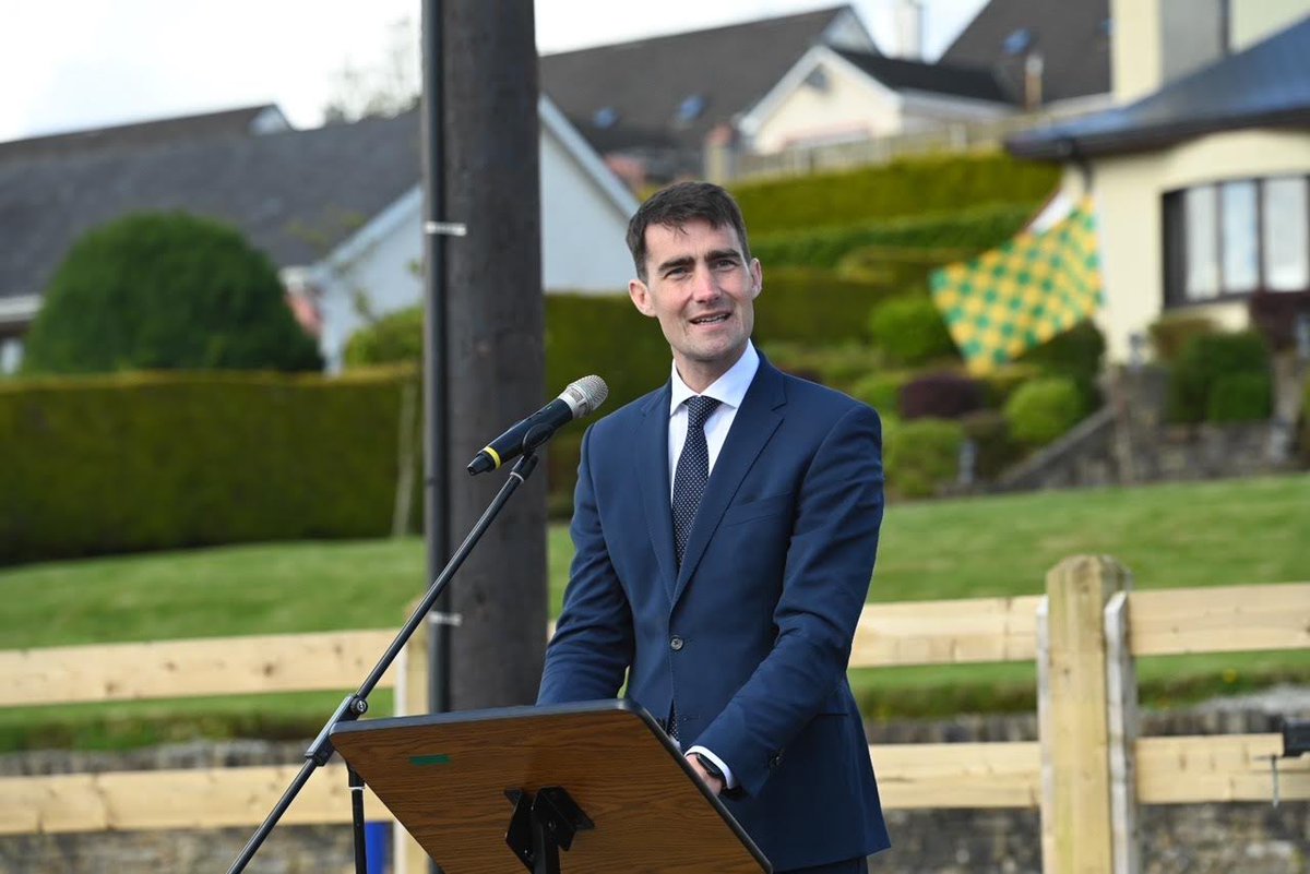 Not just one, but two new sections of Greenway were opened on Friday: 📍 The 7.5km Lifford to Castlefin Greenway 📍 The 5km Muff to Quigleys Point Greenway Minister @jackfchambers attended the opening of both Greenways in Donegal @donegalcouncil @TIITraffic