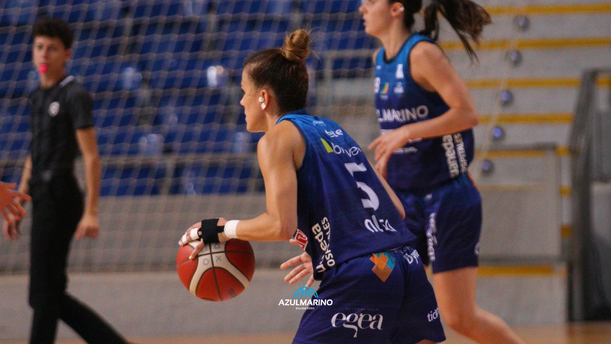 En cada finta, en cada pase, en cada canasta, hemos demostrado que somos las reinas del baloncesto y de esta cancha 🏀👑 #SumatAlRepte #TeamBuron #AzulMarinoMallorca @azulmarinoviaje