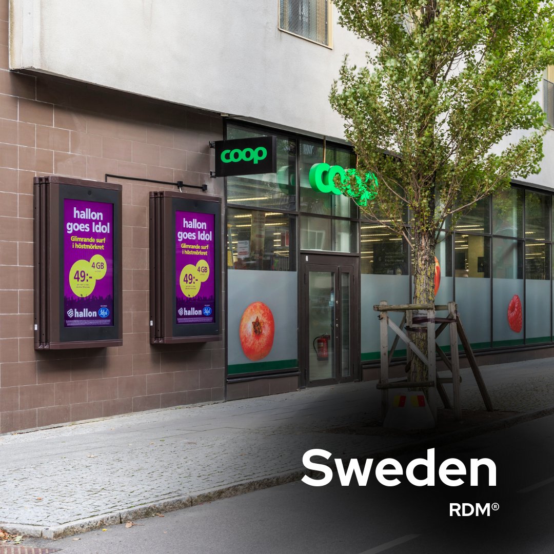 Our products contain over 250 sensors and an array of bespoke features that can be used to gather powerful insights. bit.ly/3qaCoP9 #DOOH #OOH #sustainability #digitalsignage #outdooradvertising