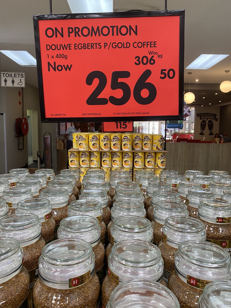 And in coffee updates and Makro…

<a href="/CheckersSA/">Checkers</a> has the 200g Douwe for R139.

#SpecialsByMo