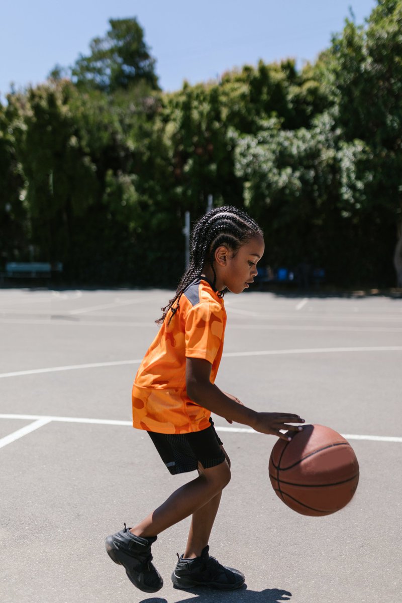 Was your childhood spent with basketball?

#hoops #memory #Yohood #kidsactivity #Outdoorplay