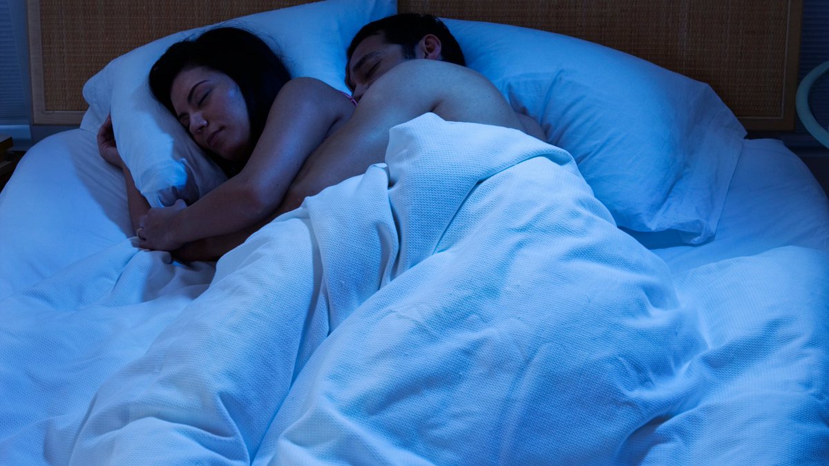 🌜 Are you acting out your dreams? You might be surprised to learn about #Sexsomnia, a sleep disorder that's more common than you think. 🛌💤 Read more about it here: aromedy.com/post/awakening… #SleepHealth #SleepDisorder #Parasomnia #SleepResearch #REMbehavior #SleepAwareness