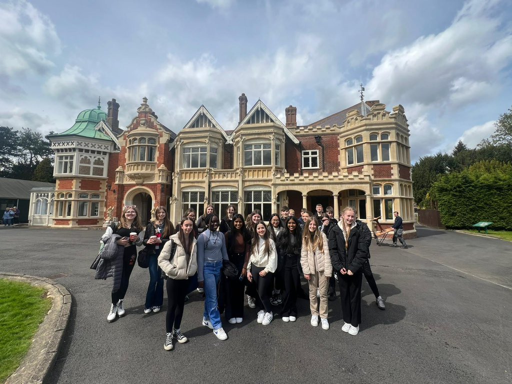 PATKingsSchool's tweet image. Bletchley Park 📸 #DDay #codebreaking #EnigmaMachine