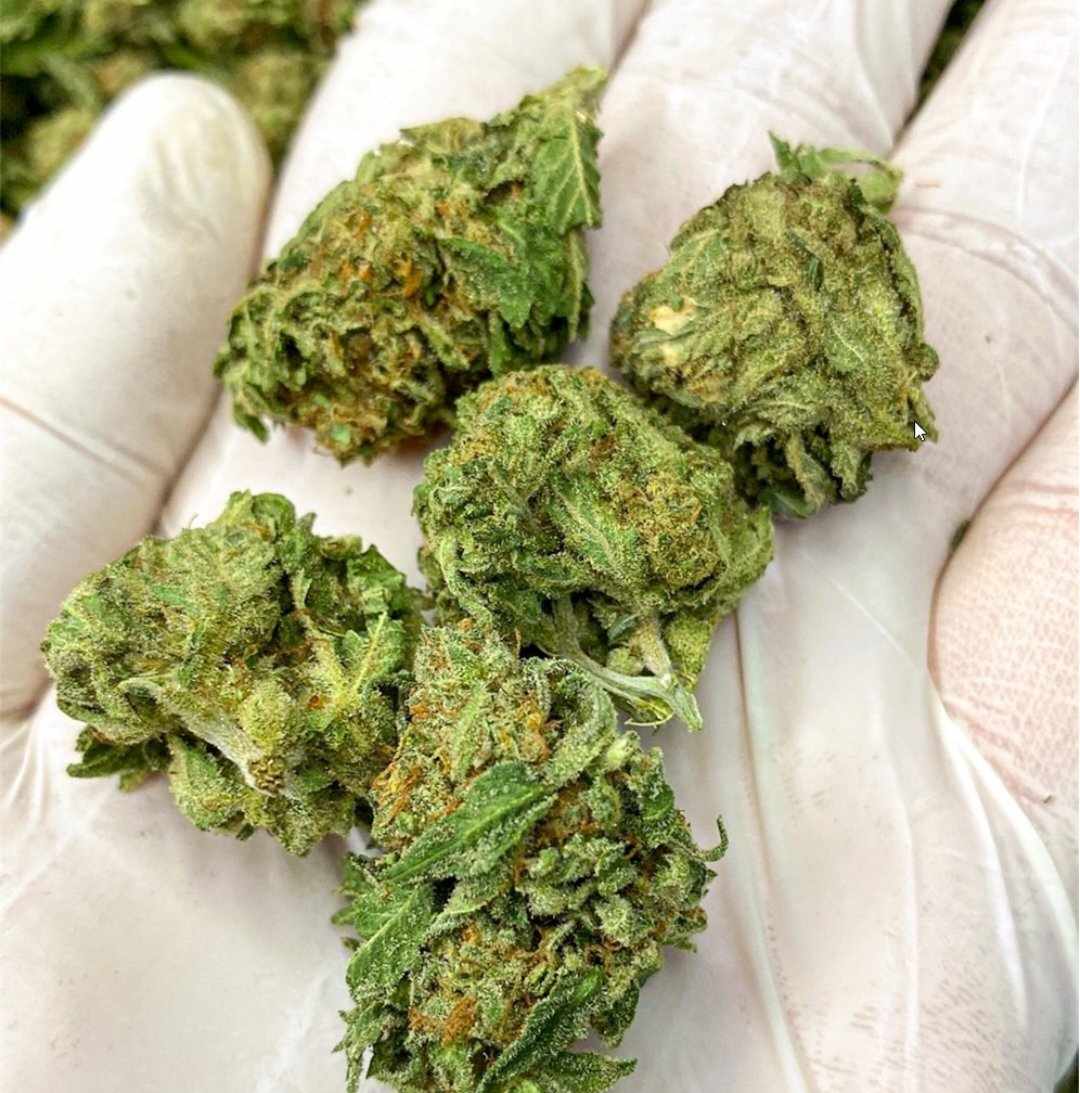 viewkim's tweet image. ขีด 2300 ส่งฟรีทั่วไทย