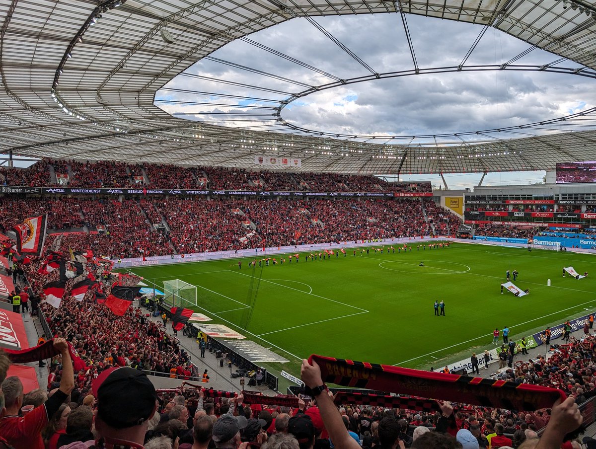 Bayer 04 aim to have a moment of silence during the last Bundesliga game of the season against FC Augsburg at exactly 19:04 minutes played, to think of those that aren't able to witness the clubs first ever league title anymore: 'All fans in the BayArena are invited to pause for…