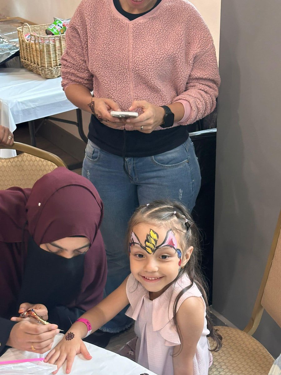 ICNA Relief DFW held an Eid party with over 200 attendees to welcome their newly arrived refugee families. Huge thank you to MCNA YMJ for sponsoring the event and giving these families a memorable Eid.