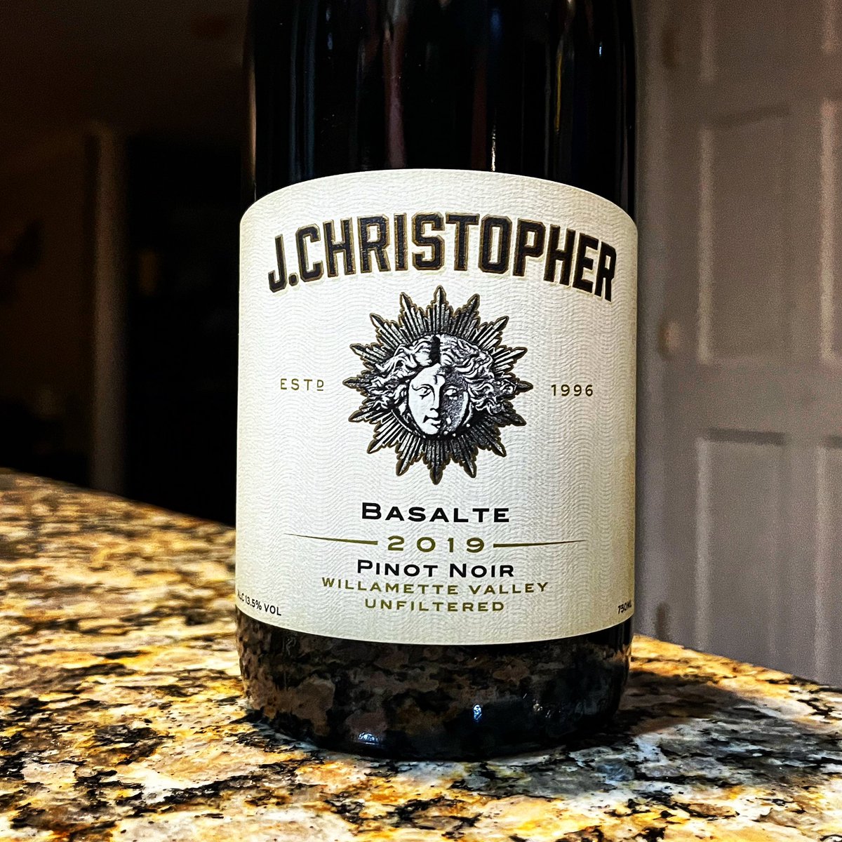 Today on the #NittanyEpicurean the 2019 Basalte #PinotNoir from @JChrisWines #wine #oregon #oregonwine #willamettevalley #willamettevalleywine #wvwine nittanyepicurean.blogspot.com/2024/04/2019-j…