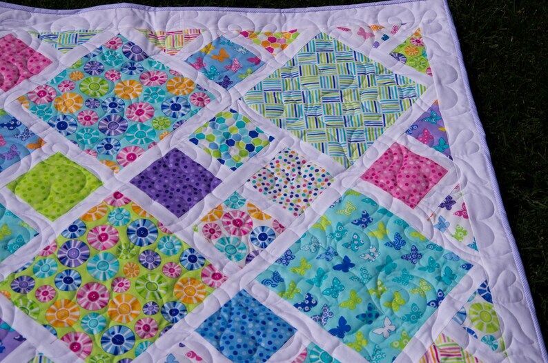 Love This #Cheerful #Toddler or #BabyGirl #Quilt , #Modern Quilt. #Bright Colors Teal, Yellow, Orange, Pink, Blue, Purple & Green Minky Blanket - #Babyshower, #Birthday #hjolidays #giftidea Etsy buff.ly/4aRifzZ