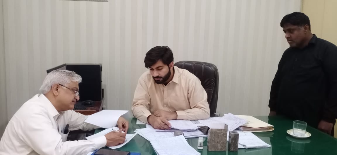 Today on Dated 29/4/24 at 2:45 PM, Worthy SE MEPCO Circle Muzaffar Garh Surprisingly Visited Khan Garh Subdivision* and checked the progress of Recovery and Antitheft Campaign, He checked the PDISC recovery and advised to check all PDISC premises to ensure that no supply is being