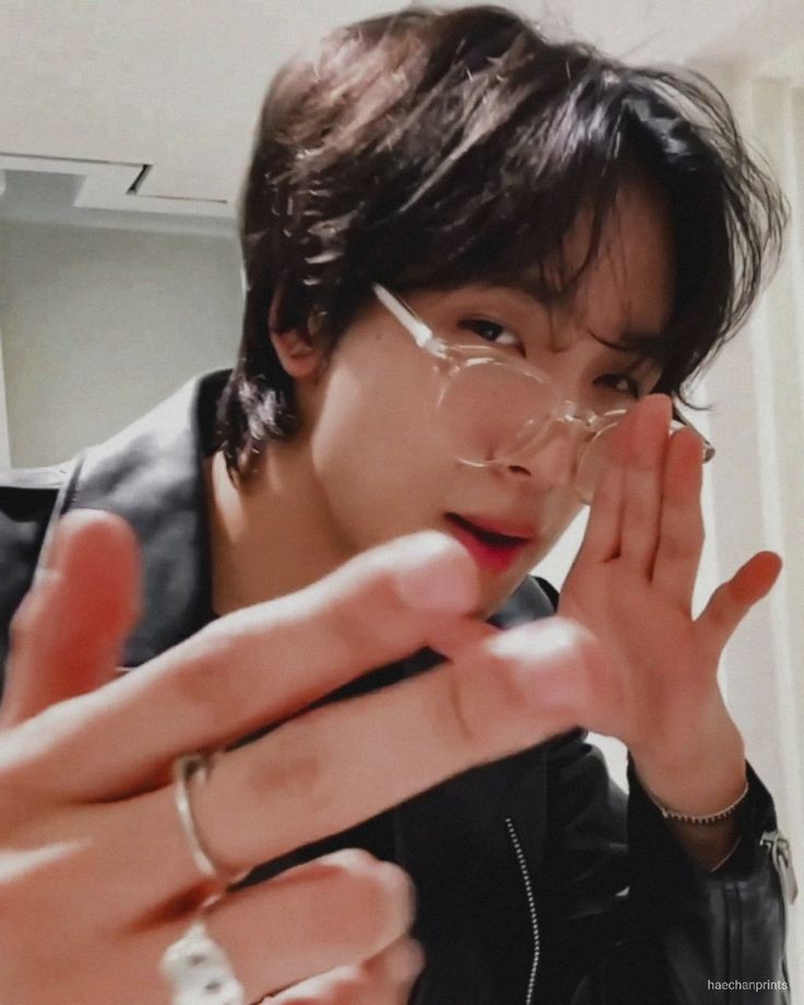 𝙁𝙪𝙡𝙡𝙨𝙪𝙣* (@intobluemood_) on Twitter photo 