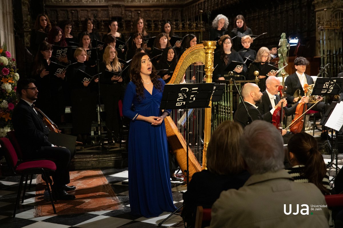 La Orquesta y Coro de la Universidad de Jaén ofrecieron este pasado sábado 27 de abril un concierto que, bajo el nombre de 'Primavera Sacra', concitó a un amplio público en un marco único como la Catedral de Jaén. diariodigital.ujaen.es/cultura-y-depo…