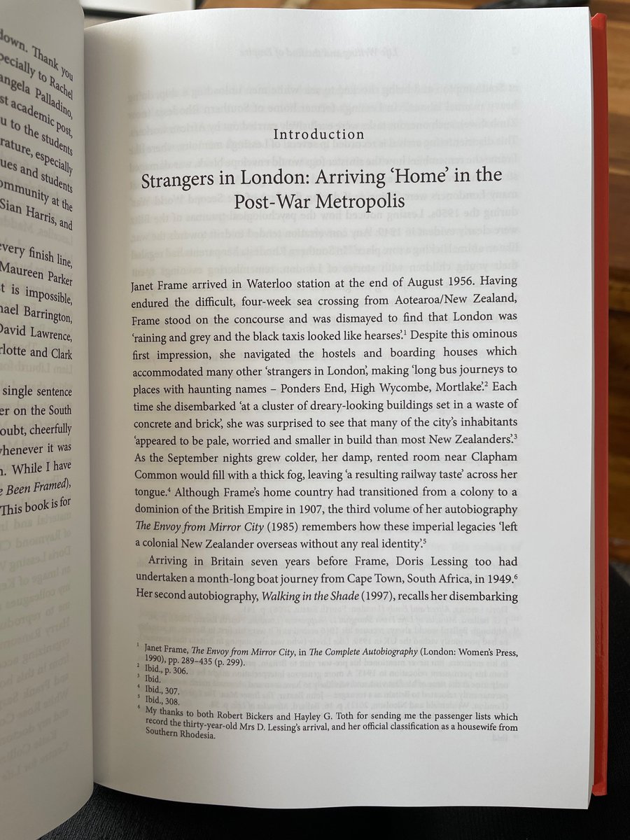 10/10 post this weekend, from flowers to 1st copies of my book! I am very grateful to the people and communities who helped me get this over the line, especially the wonderful @ProfJohnMcLeod. Please do consider ordering an orange copy for your institution’s library 🍊📚🧡