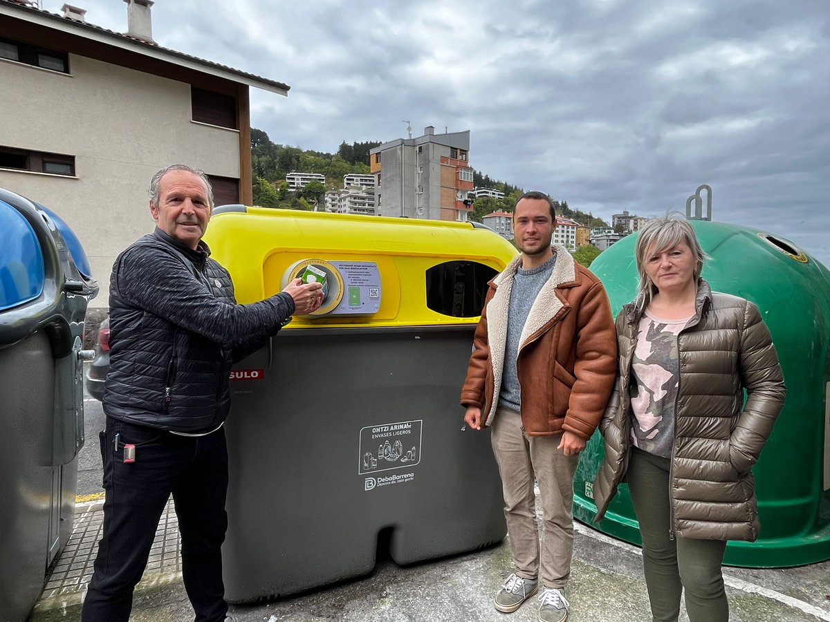 [EUS] Maiatzaren 2tik aurrera, abian ontzi arinen gaikako bilketa hobetzeko proba pilotua Mutrikun.

▶️labur.eus/rY4Gx

#Debabarrena