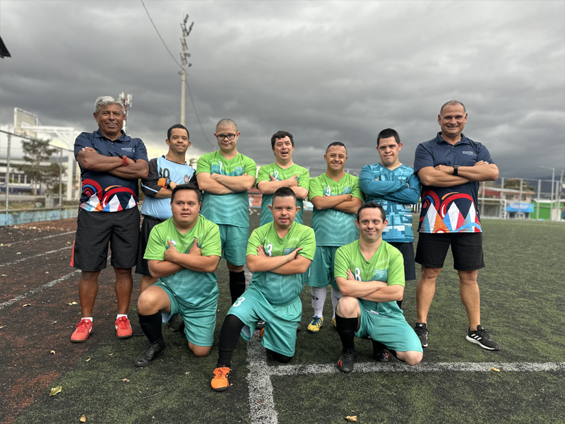 Team FutDown CR se convierte en el primer equipo de fútbol sala exclusivo para atletas con síndrome de down: acortar.link/JVfeP6