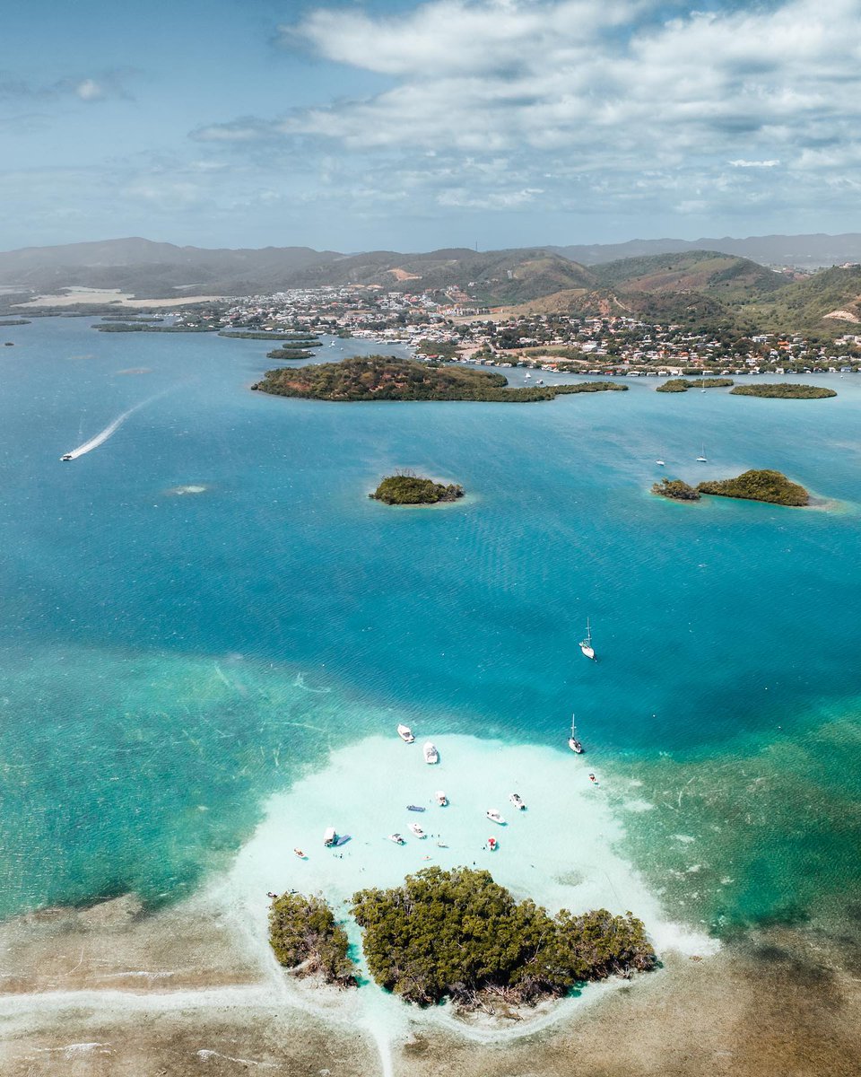 Join Go To Parguera for an Instagram LIVE🔴 takeover cay hopping from gorgeous Lajas, #PuertoRico, today at 12 PM EST on #DiscoverPuertoRico's Instagram channel. Be sure to tag a friend. #GoToParguera
📍: Cayo Caracoles - Lajas, Puerto Rico
Insta📸: @ alexh.media