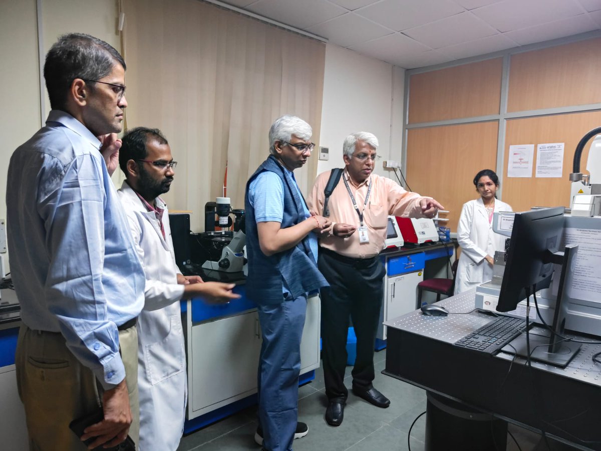 SVaidhyasubrama's tweet photo. Thank you @abhayjere for ur valuable insights &amp; inspirational talk @SastraUniv. Your time in some of our facilities has triggered new vistas for work. I am sure we will work more together as we move forward. Assuring our best to not only @AICTE_INDIA but also to all stakeholders. https://t.co/PFwEPOyfrv