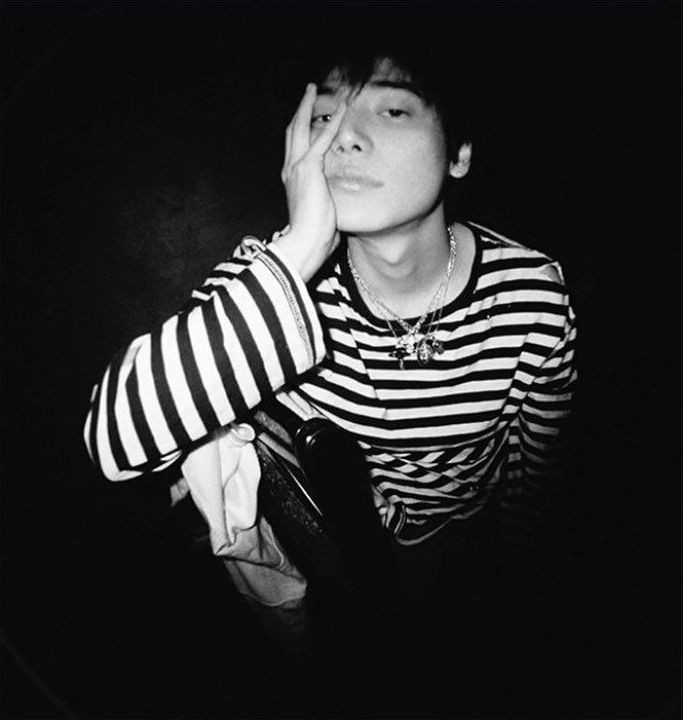 existencies's tweet image. ️️
All is fun until you realize that you run out of brushes. 
️️