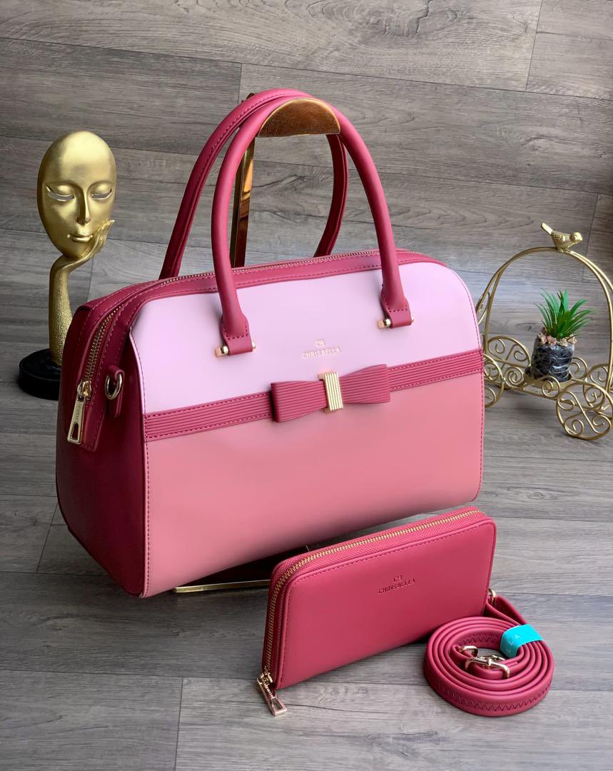 mos_placeng's tweet photo. As soon as I got this with the quote “sales”, I rushed down to old post, to check old price and guess what?!

Old Price: N35500
New Price: N29000
 WhatsApp: https://t.co/00gCCgDaWo

#NightmarketwithDammyB 
#Pagesbydamicommerce
Cc @_DammyB_ https://t.co/7lV8FcpthU