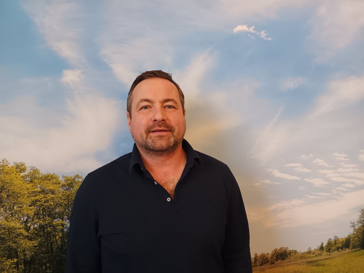 𝗜𝗸 𝗵𝗮𝗿 𝗲𝗲𝗻 𝗯𝗮𝗼𝘀 𝗲𝗻 𝗱𝗮𝗼𝗿 𝗵𝗮𝗿 𝗶𝗸 𝗵𝗲𝘁 𝗲𝗶𝗴𝗲𝗻𝗹𝗶𝗷𝗸 𝗮𝗹𝘁𝗶𝗲𝗱 𝗺𝗲𝘁 𝗶𝗻 '𝘁 𝗴𝗮𝗼𝗿𝗲𝗻. Dat <a href="/sandervos1/">Sander Vos</a> uut Börk veur humzölf begunnen zul, was gien verrassing 😉. Wij hebt het er uutgebreid over had #praotdrentsmetmij. 
open.spotify.com/show/4nQtcHOON…