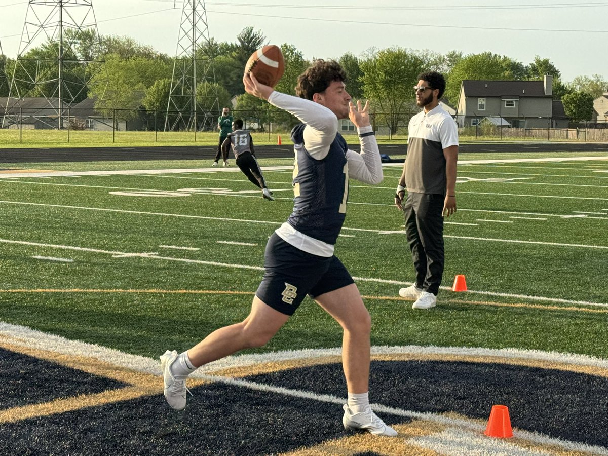 Indianapolis Decatur Central 2026 QB Bo Polston will visit Virginia Tech June 20 after landing a recent offer. Offensive coordinator Tyler Bowen was just out to see him throw and has offered. on3.com/db/bo-polston-…