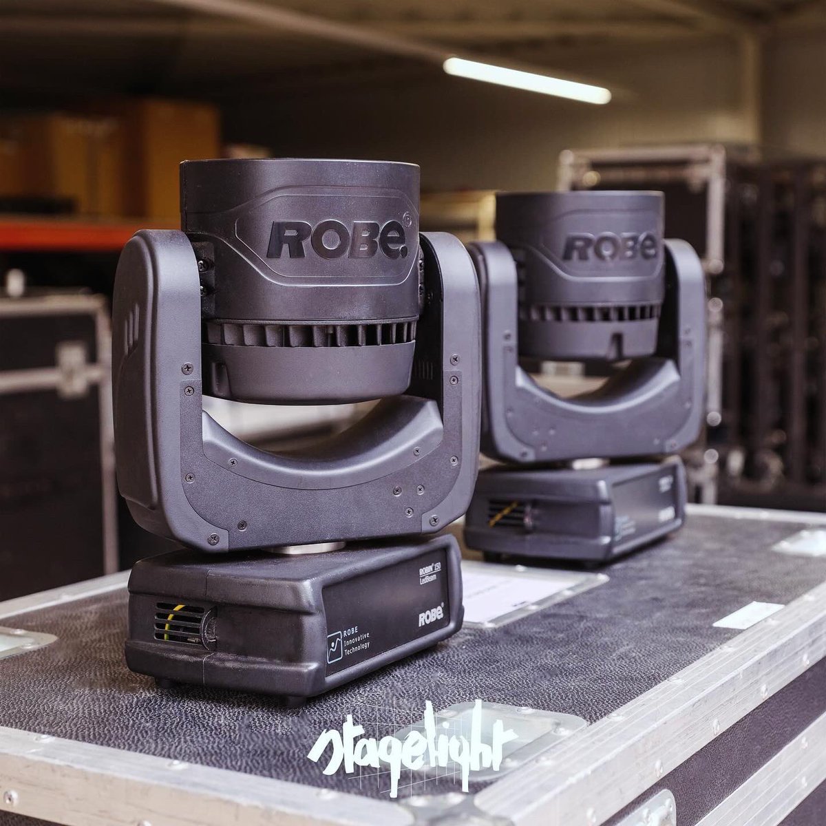 On this #NewGearMonday we’re in Beerse, Belgium, with Stagelight & their @Robelighting #LEDBeam150 & #Spiider luminaires now available for your next #lightingdesign. #robelighting #newrobegear #stagelight #lightingtech #techlife