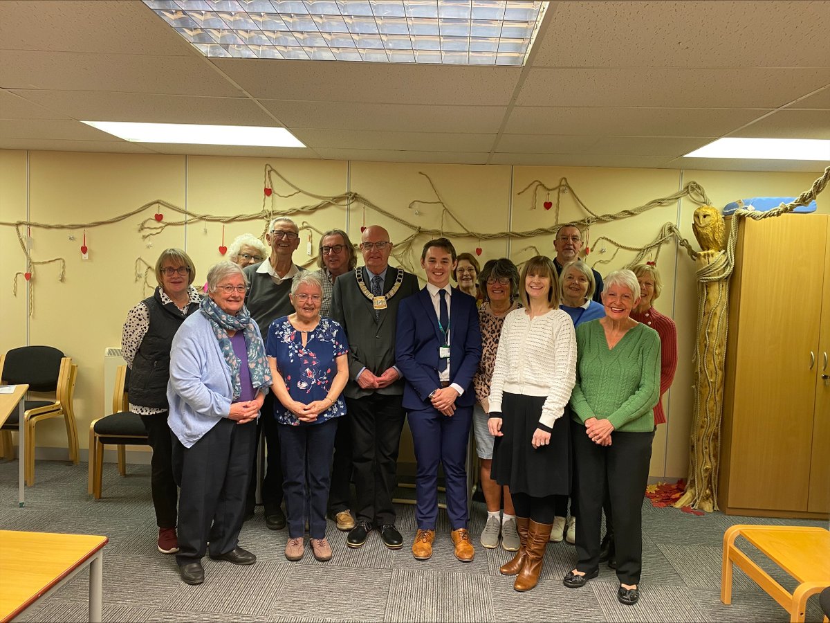 Cllr Peter Wilkinson, Chairman for Breckland Council, and Cllr Jacob Morton, Ward Member for Swaffham, visited Swaffham and Litcham Hospice on Friday. Volunteers were given Special Recognition Awards for their incredible work for the charity. loom.ly/kwFKcXU