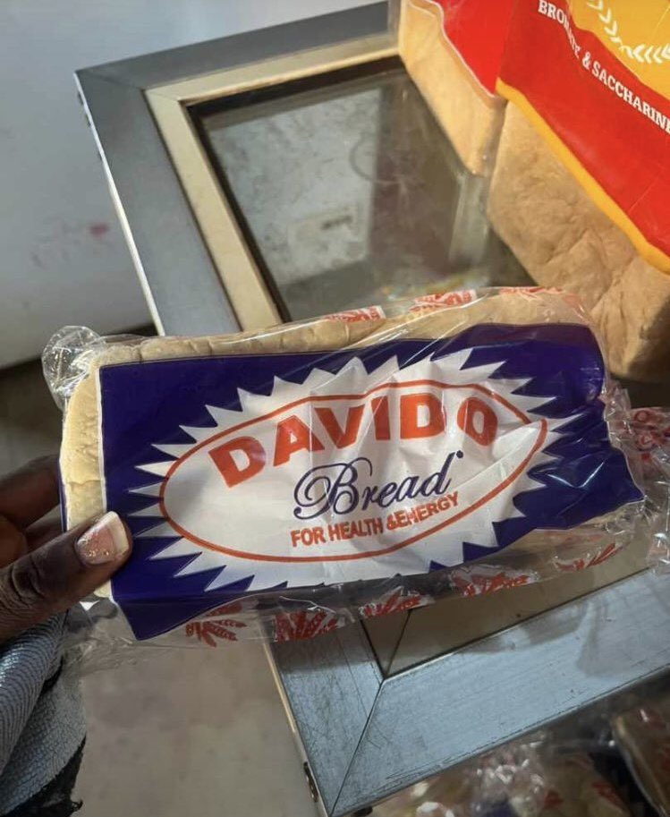 Make Davido come tell us wether na him get this bread or not. But the bread go sha sweet pass Wizkid song as long as Na Davido name dey there. 🤩