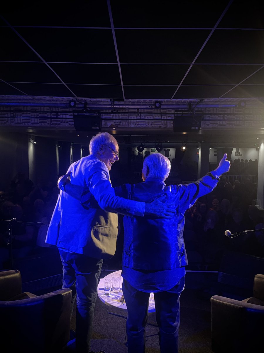 cameronhjhughes's tweet photo. On the road again! 🚐
Had a fantastic time tour managing for legendary BBC broadcaster Bob Harris (@WhisperingBob) and renowned Beatles expert Colin Hall on the sold-out Scottish leg of their UK tour. 🏴
#TourManagement #TheBeatles #BobHarris https://t.co/jkR2ldcYwm