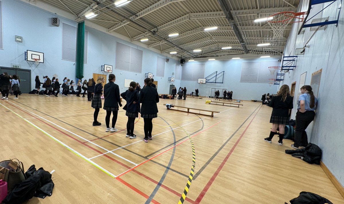 Interhouse dance practice is well under way with  year 7&8 students demonstrating significant tenacity giving up their lunch times to choreograph their routines!Such a positive community spirit in the PE department!
@The_CTA_Way #TheCTAWay #CTA_PE #Community #Tenacity #Aspiration