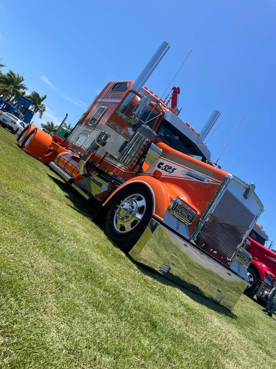 The Orange sure does look great on this custom Kenworth! #Trucking #TruckingDepot #Truckers #Kenworth