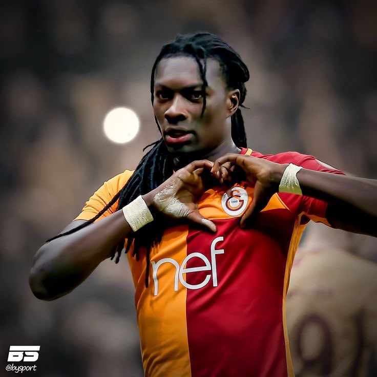 Bafétimbi Gomis : 

« Je souhaite à tout footballeur de vivre ce que j'ai vécu en Turquie, l'amour qu'on te donne est incroyable. Quand j'ai quitté Istanbul, moi et ma famille, on a pleuré.' 🥲