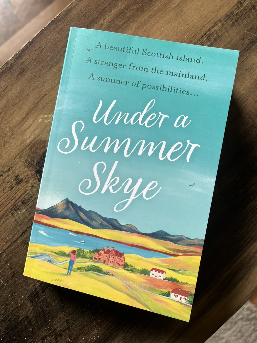 #BookBloggers! @SueMoorcroft’s gorgeous new novel UNDER A SUMMER SKYE is published by @AvonBooksUK VERY soon and I have some spare proofs! If anyone would like a copy for review (and to escape the grey) please let me know - copies limited but will do my best 🥰