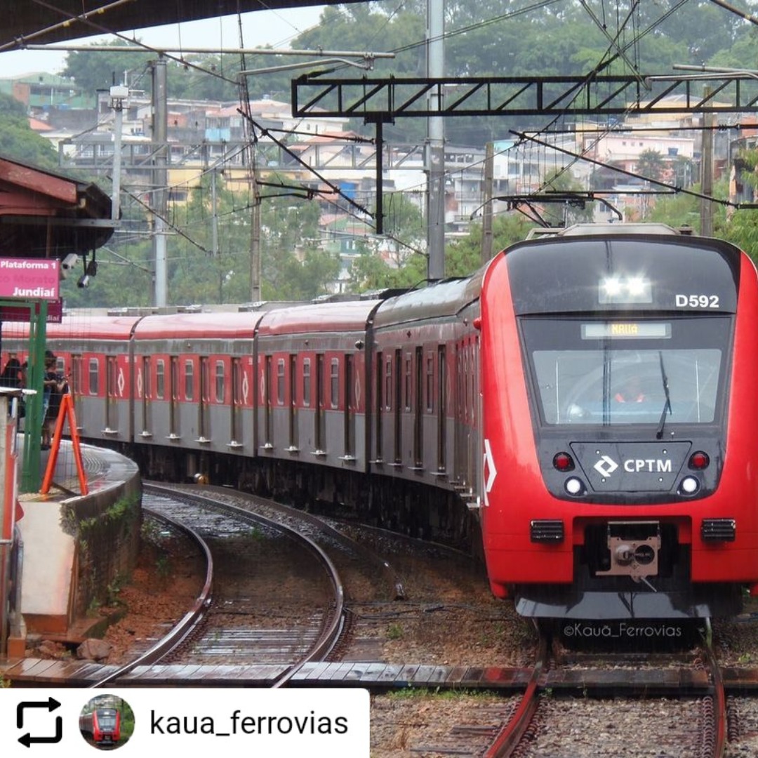 📸✨ O #VocêNaSTM está bombando, vimos que vocês estão gostando muito!!!

🎥 O registro de hoje é do nosso passageiro Kauã (@kaua_ferrovias), que fotografou um trem da Série 9500 da @cptm_oficial na estação Jaraguá (Linha 7-Rubi).