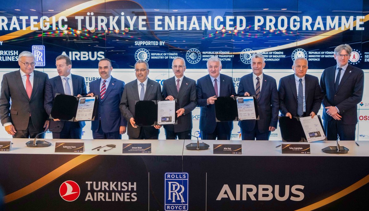 Airbus ve Rolls-Royce firmaları İle THY arasında Stratejik Türkiye İlerleme Programi (STEP) anlaşmasını bakanlarımızın nezaretinde imzaladık. Türkiye'de havacılık şirketlerinin potansiyel tedarikçi olma yolunda işbirliği çalışmalarınin önü açılmış olmaktadır Hayırlı olsun.