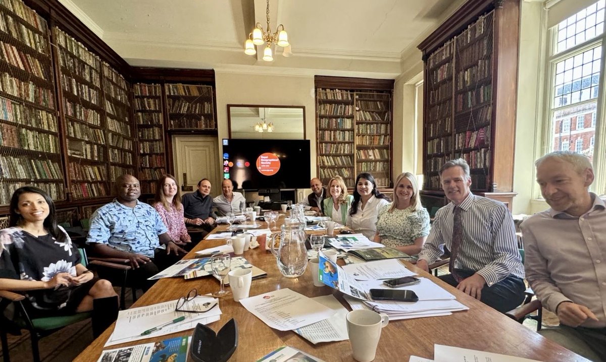 The final step in the selection process before winners are announced at our #WhitleyAwards ceremony on Wednesday! The judging panel are interviewing the 2024 finalists at the @RGS_IBG. Good luck!

Livestream on YouTube, 1st May, 7.30pm BST: @WhitleyAwards 🏆

#SharedFuture